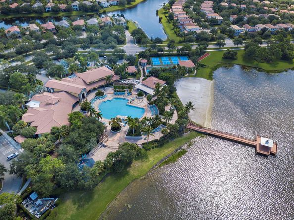 1438 Barlow Court, Palm Beach Gardens FL 33410
