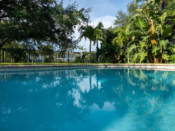 1438 Barlow Court, Palm Beach Gardens FL 33410