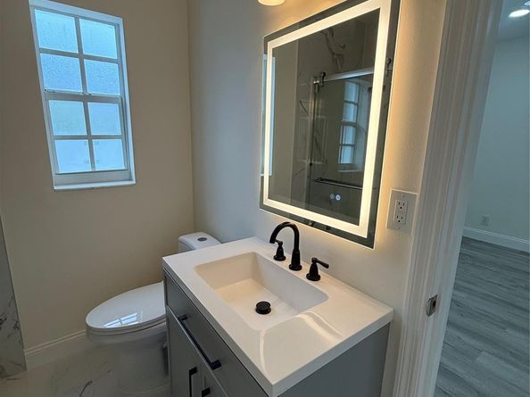 2190 SW 16th St, Miami FL 33145