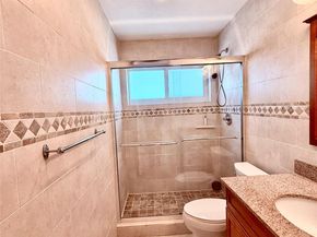4605 NW 49th St, Tamarac FL 33319
