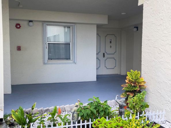 6768 10th Avenue N 115, Lake Worth FL 33467