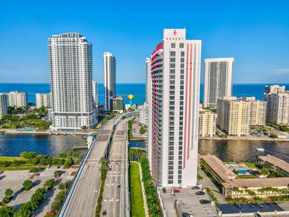 2602 E Hallandale Beach Boulevard R2210, Hallandale Beach FL 33009