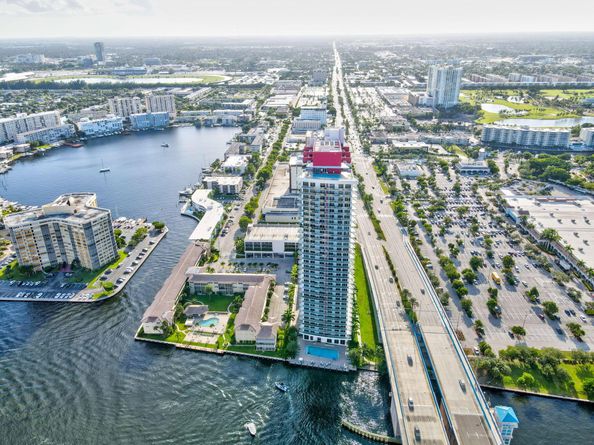 2602 E Hallandale Beach Boulevard R2210, Hallandale Beach FL 33009
