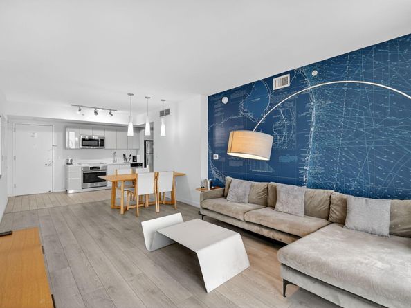 2602 E Hallandale Beach Boulevard R2210, Hallandale Beach FL 33009