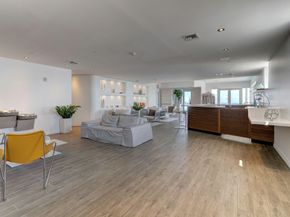 2602 E Hallandale Beach Boulevard R2210, Hallandale Beach FL 33009
