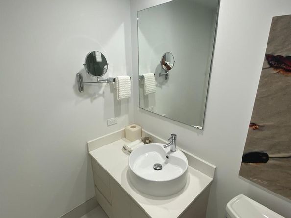 2602 E Hallandale Beach Boulevard R2210, Hallandale Beach FL 33009