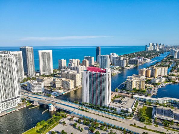 2602 E Hallandale Beach Boulevard R2210, Hallandale Beach FL 33009