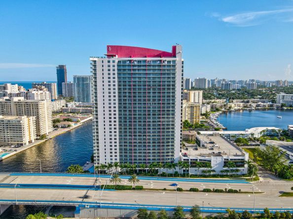 2602 E Hallandale Beach Boulevard R2210, Hallandale Beach FL 33009