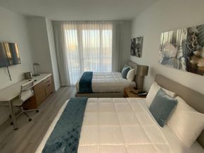 2602 E Hallandale Beach Boulevard R2210, Hallandale Beach FL 33009