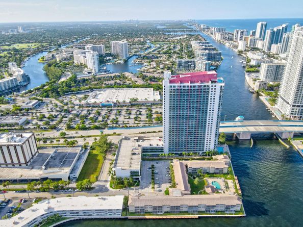 2602 E Hallandale Beach Boulevard R2210, Hallandale Beach FL 33009