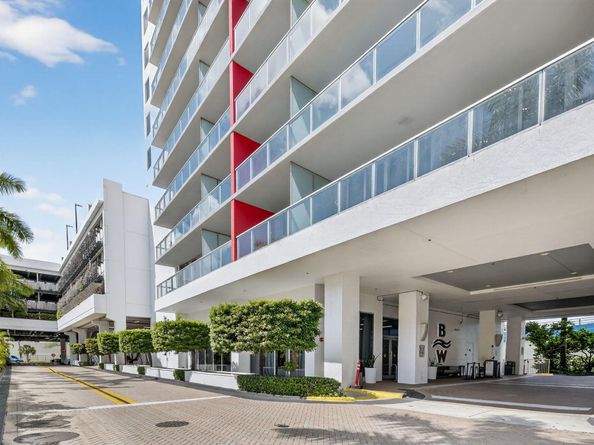 2602 E Hallandale Beach Boulevard R2210, Hallandale Beach FL 33009