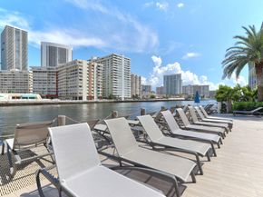 2602 E Hallandale Beach Boulevard R2210, Hallandale Beach FL 33009