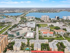 720 S Sapodilla Avenue 208, West Palm Beach FL 33401