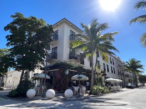 720 S Sapodilla Avenue 208, West Palm Beach FL 33401
