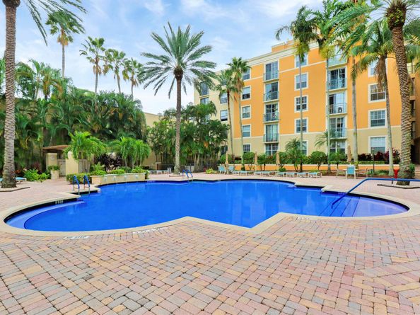 720 S Sapodilla Avenue 208, West Palm Beach FL 33401