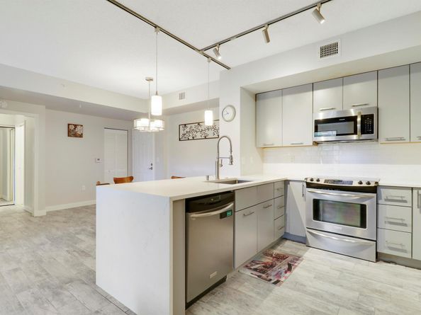 720 S Sapodilla Avenue 208, West Palm Beach FL 33401