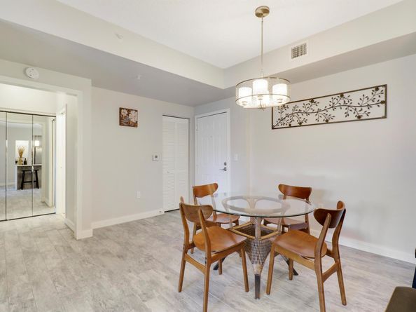 720 S Sapodilla Avenue 208, West Palm Beach FL 33401