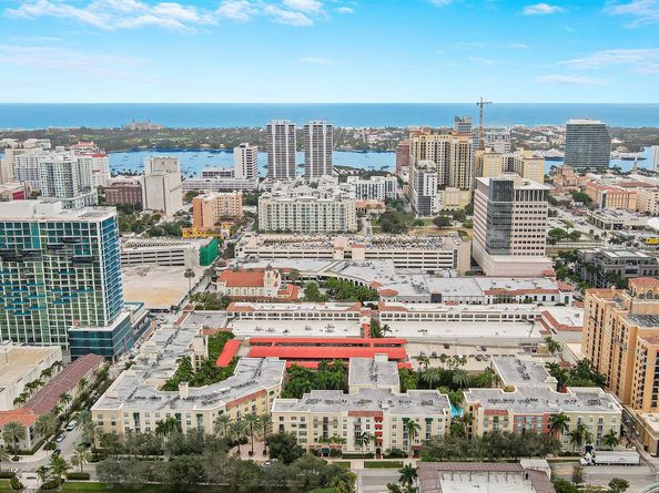 720 S Sapodilla Avenue 208, West Palm Beach FL 33401