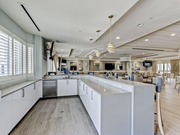 2640 Lake Shore Drive 1710, Riviera Beach FL 33404