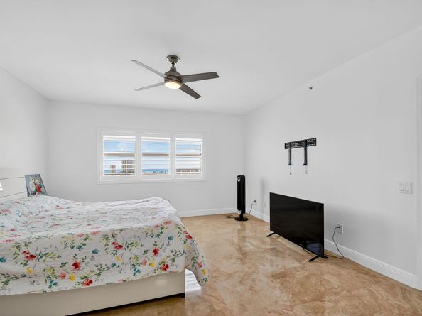 2640 Lake Shore Drive 1710, Riviera Beach FL 33404