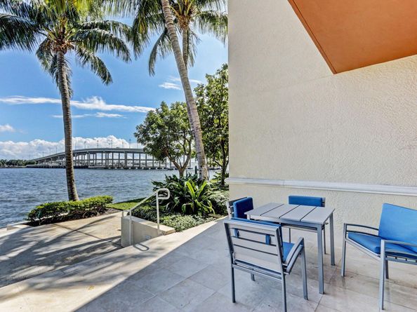 2640 Lake Shore Drive 1710, Riviera Beach FL 33404
