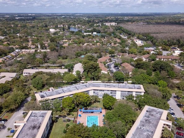 2301 Lucaya Ln 04, Coconut Creek FL 33066