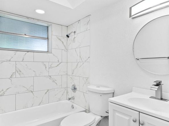 308 Stillwater Drive, Jupiter FL 33458