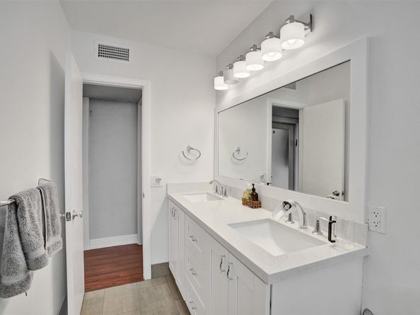 3991 N 41st Ct, Hollywood FL 33021