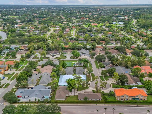 14010 Veronica Court, Wellington FL 33414