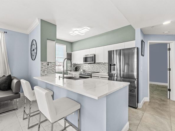 616 Clearwater Park Road 1402, West Palm Beach FL 33401