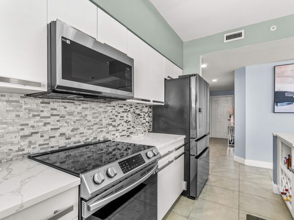 616 Clearwater Park Road 1402, West Palm Beach FL 33401