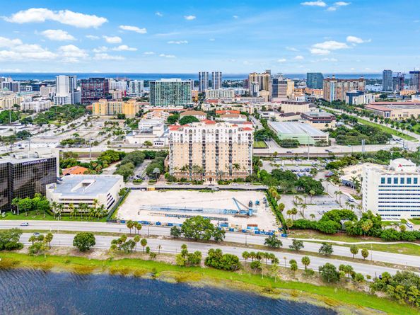 616 Clearwater Park Road 1402, West Palm Beach FL 33401