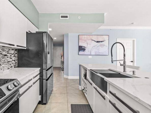 616 Clearwater Park Road 1402, West Palm Beach FL 33401