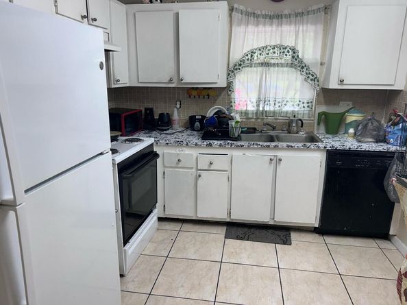 1871 Abbey Road 19a, West Palm Beach FL 33415