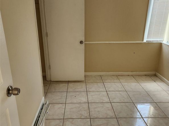 3136 N Seacrest Blvd, Boynton Beach FL 33435