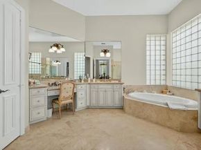 802 Floret Drive, Palm Beach Gardens FL 33410