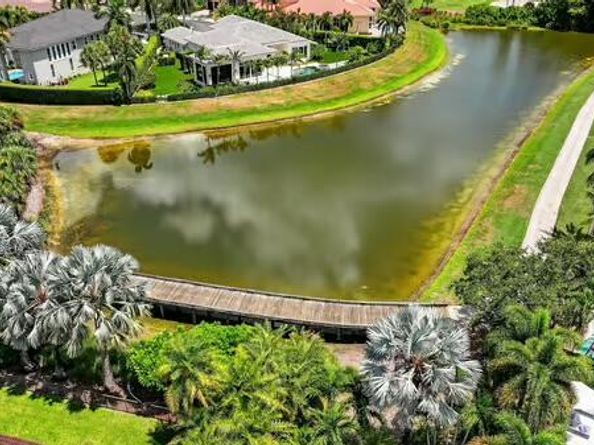 802 Floret Drive, Palm Beach Gardens FL 33410