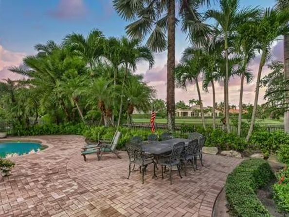 802 Floret Drive, Palm Beach Gardens FL 33410
