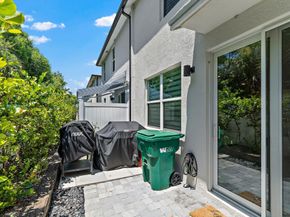 5611 Enclave Drive, Mangonia Park FL 33407