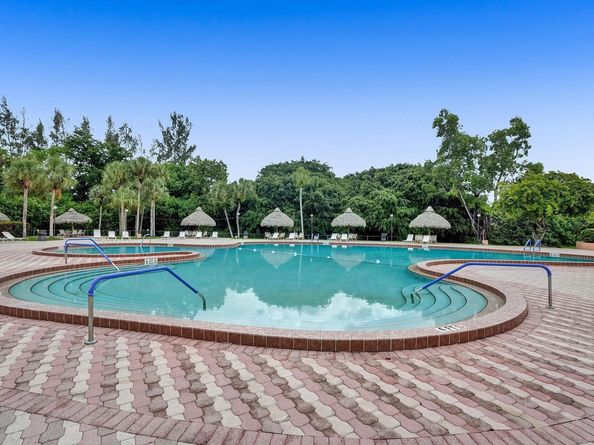 3050 Holiday Springs Blvd 210, Margate FL 33063