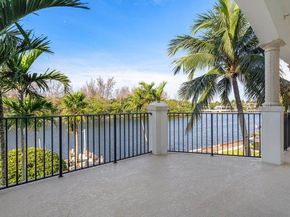 549 NE 19th Ave C, Deerfield Beach FL 33441