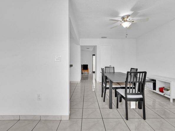 10830 SW 72nd Street 15, Miami FL 33173