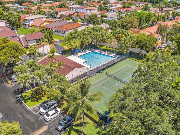 10830 SW 72nd Street 15, Miami FL 33173