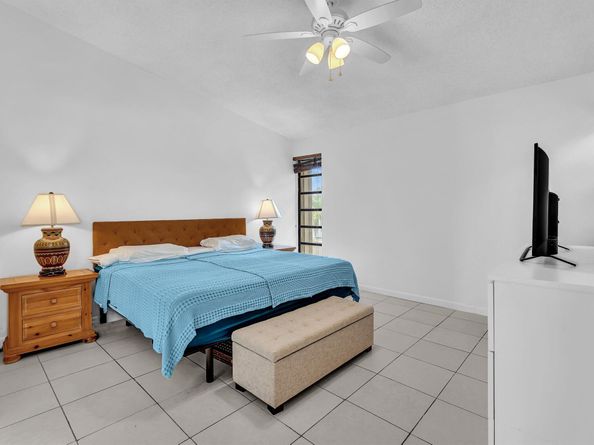 10830 SW 72nd Street 15, Miami FL 33173