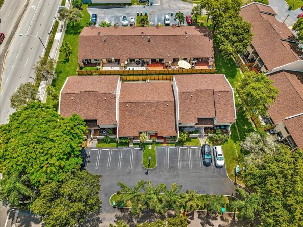 10830 SW 72nd Street 15, Miami FL 33173