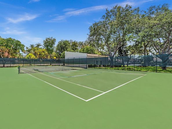 10830 SW 72nd Street 15, Miami FL 33173