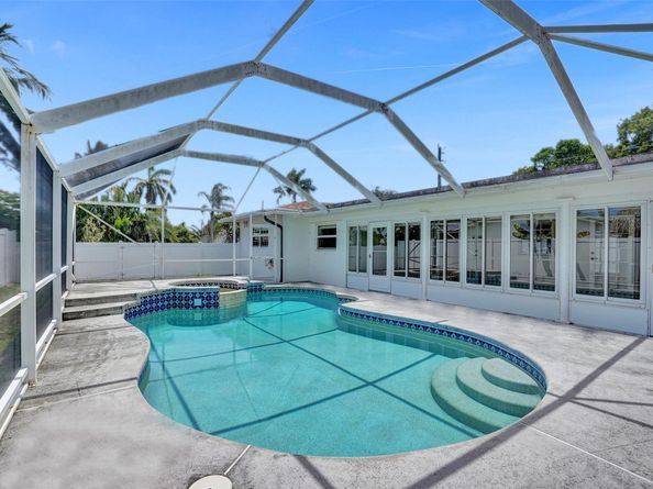 1410 SE 12th Ave, Deerfield Beach FL 33441