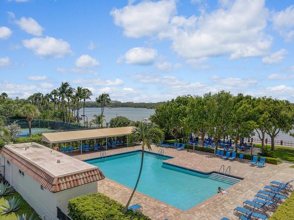 2121 N Ocean Boulevard 305w, Boca Raton FL 33431