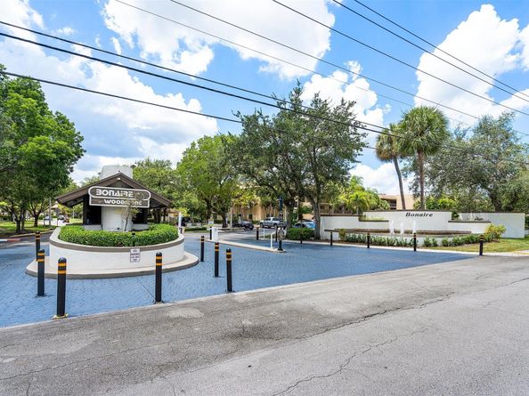 7735 NW 79th Ave 111, Tamarac FL 33321