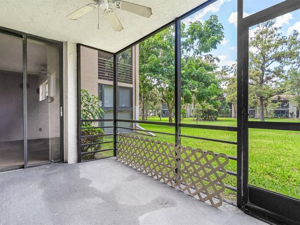 7735 NW 79th Ave 111, Tamarac FL 33321